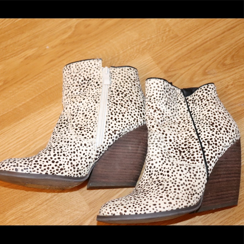 Black white cheetah booties
